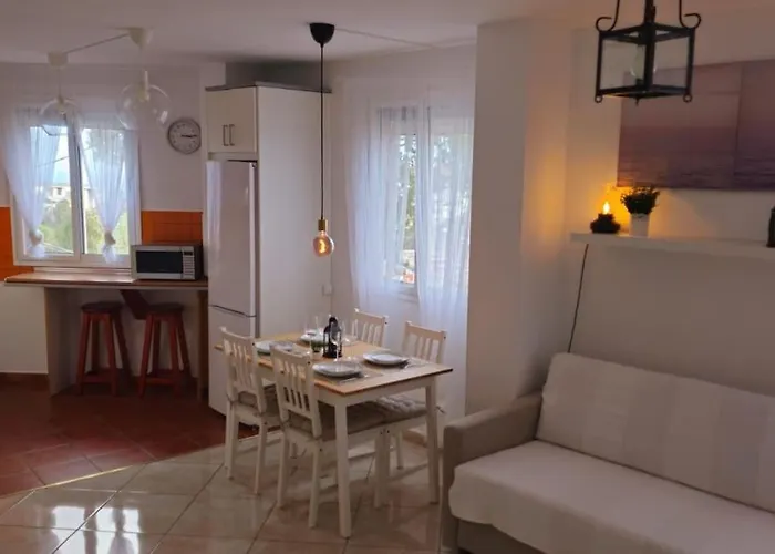 A 10 Minutos De La Capital. شقة أروكاس