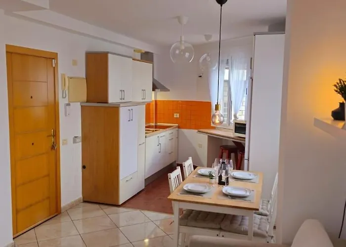 A 10 Minutos De La Capital.